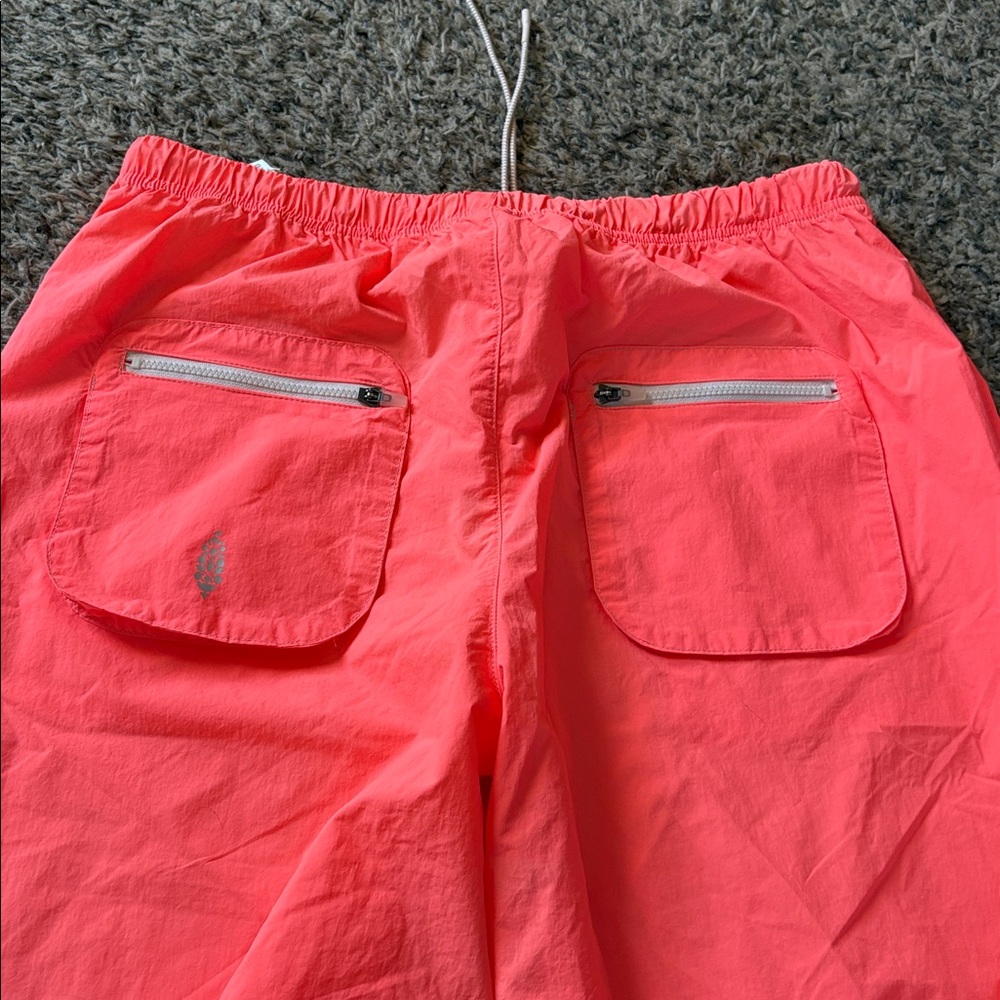 FP Movement NWT Fly by Night Pants Size Small Neon Pink - Picture 8 of 9